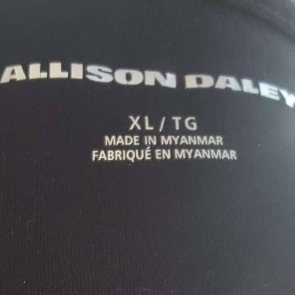 Embellished 3/4 sleeve tunic black top sz XL - Picture 8 of 8